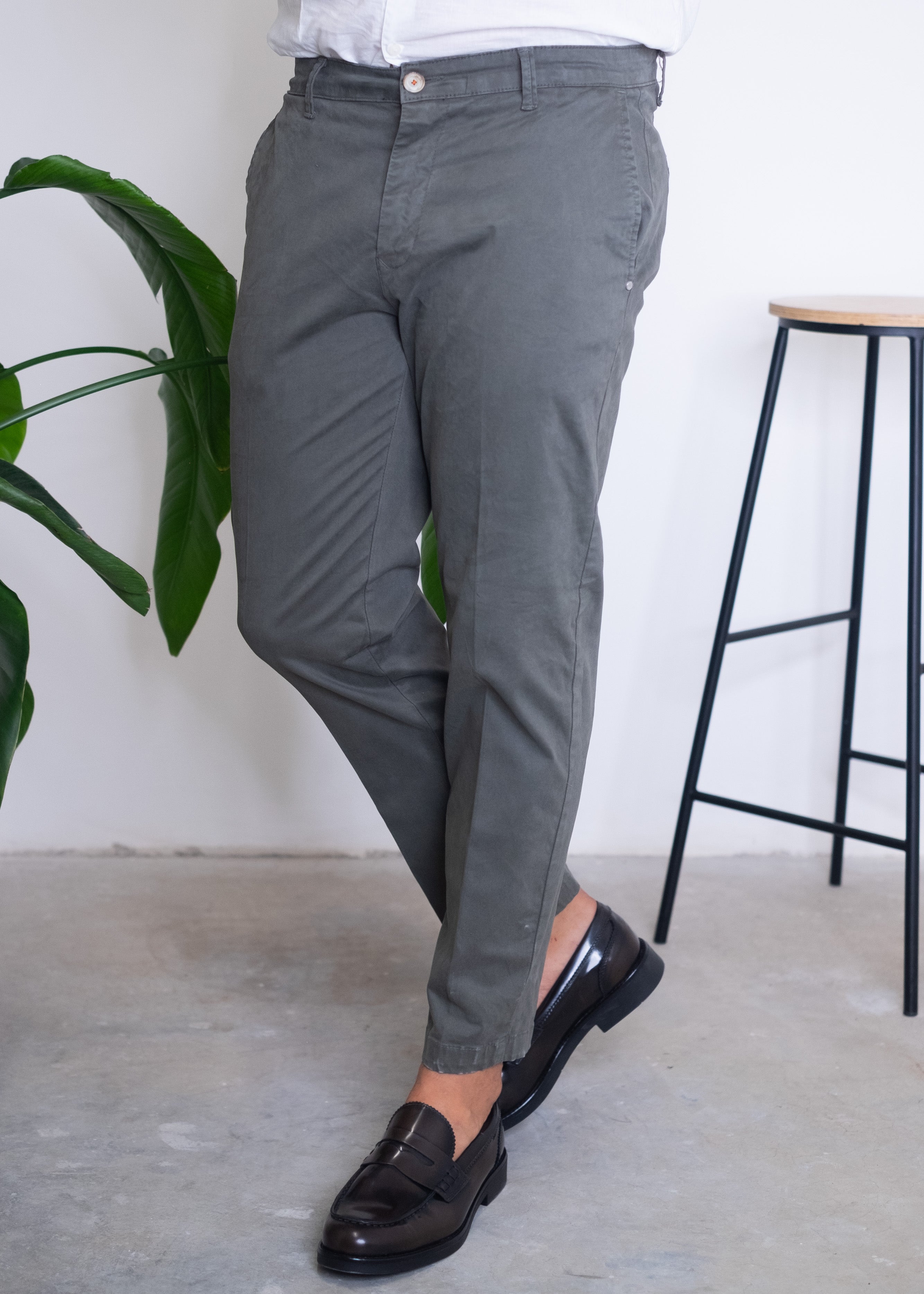 PATRICK & SON CAPRI PANTS