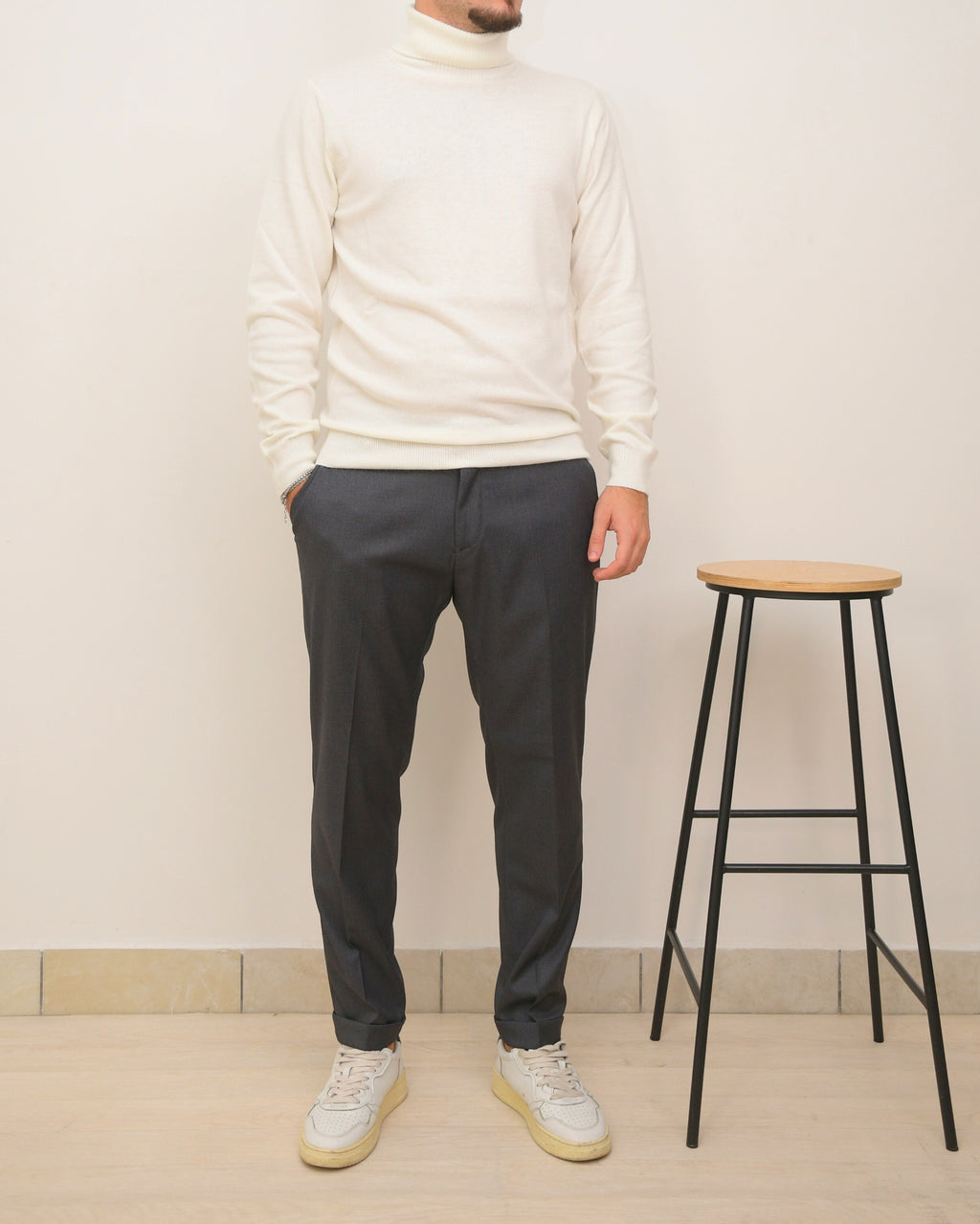 OUTFIT: SEINSE MAGLIA DOLCEVITA MI3163SS & DOPPIAVVI CHINO TENNESSE SLIM LUCIO1