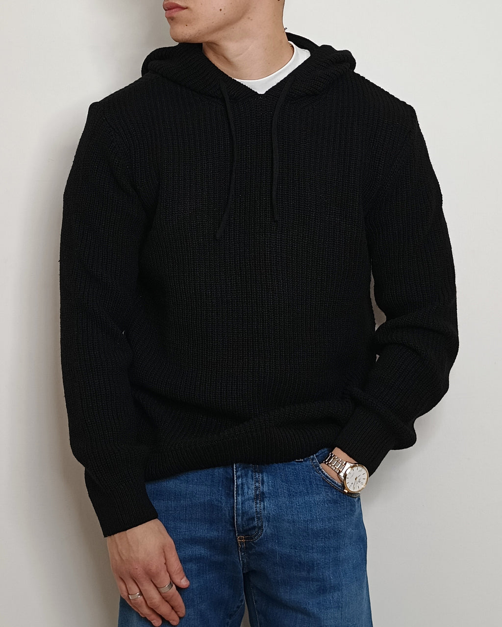 VALDICHIARA FELPA IN LANA CON CAPPUCCIO (NERO)