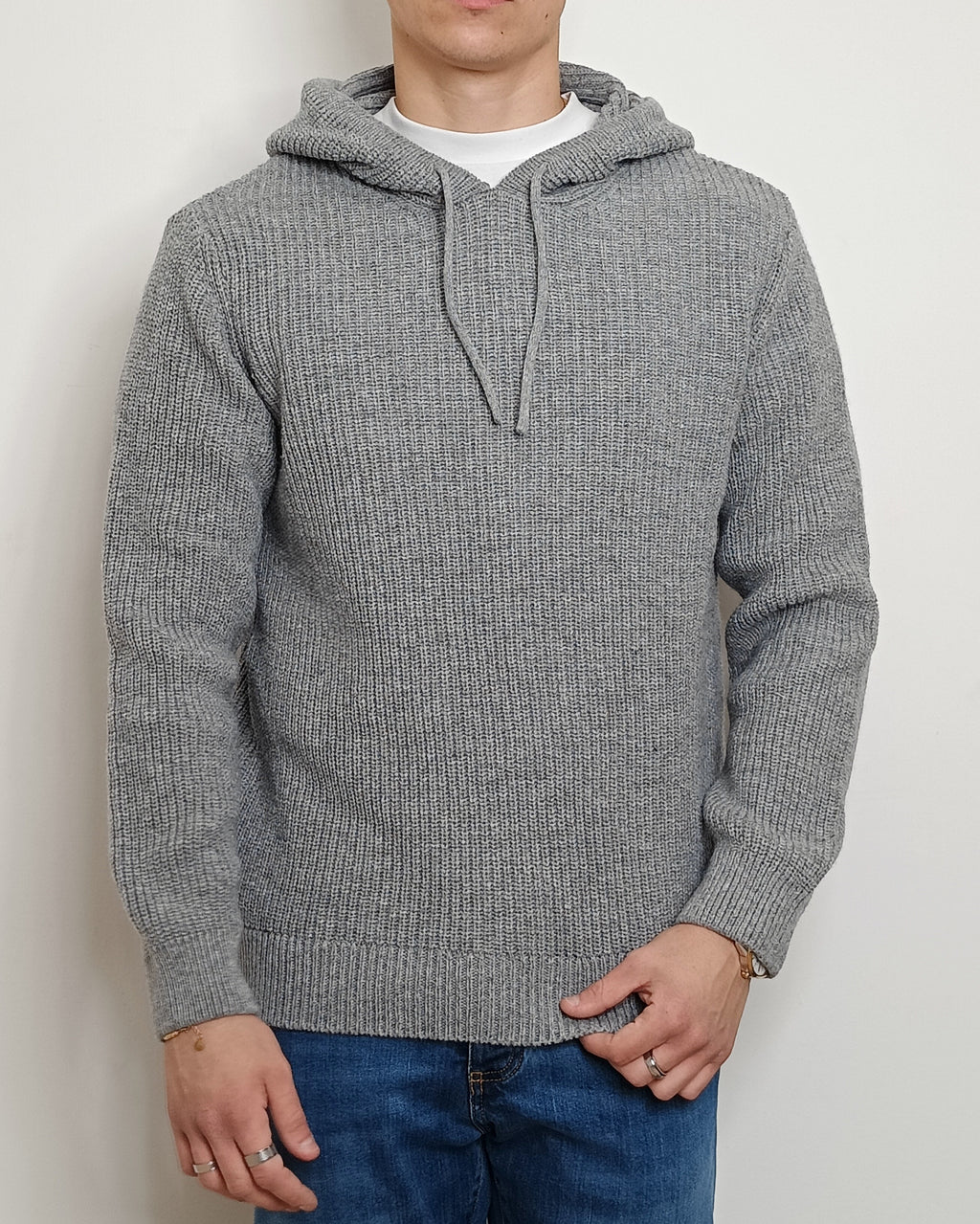 VALDICHIARA FELPA IN LANA CON CAPPUCCIO