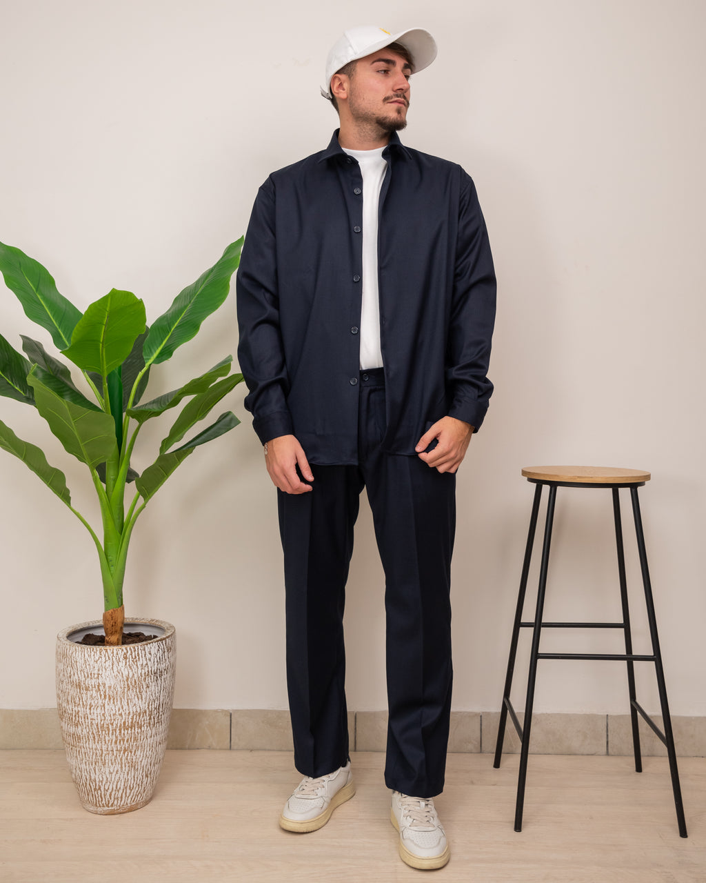 OUTFIT: PANTALONE DOPPIAVVI JAPPO BAGGY CON CAMICIA MIGLIACCIO TENNESSE