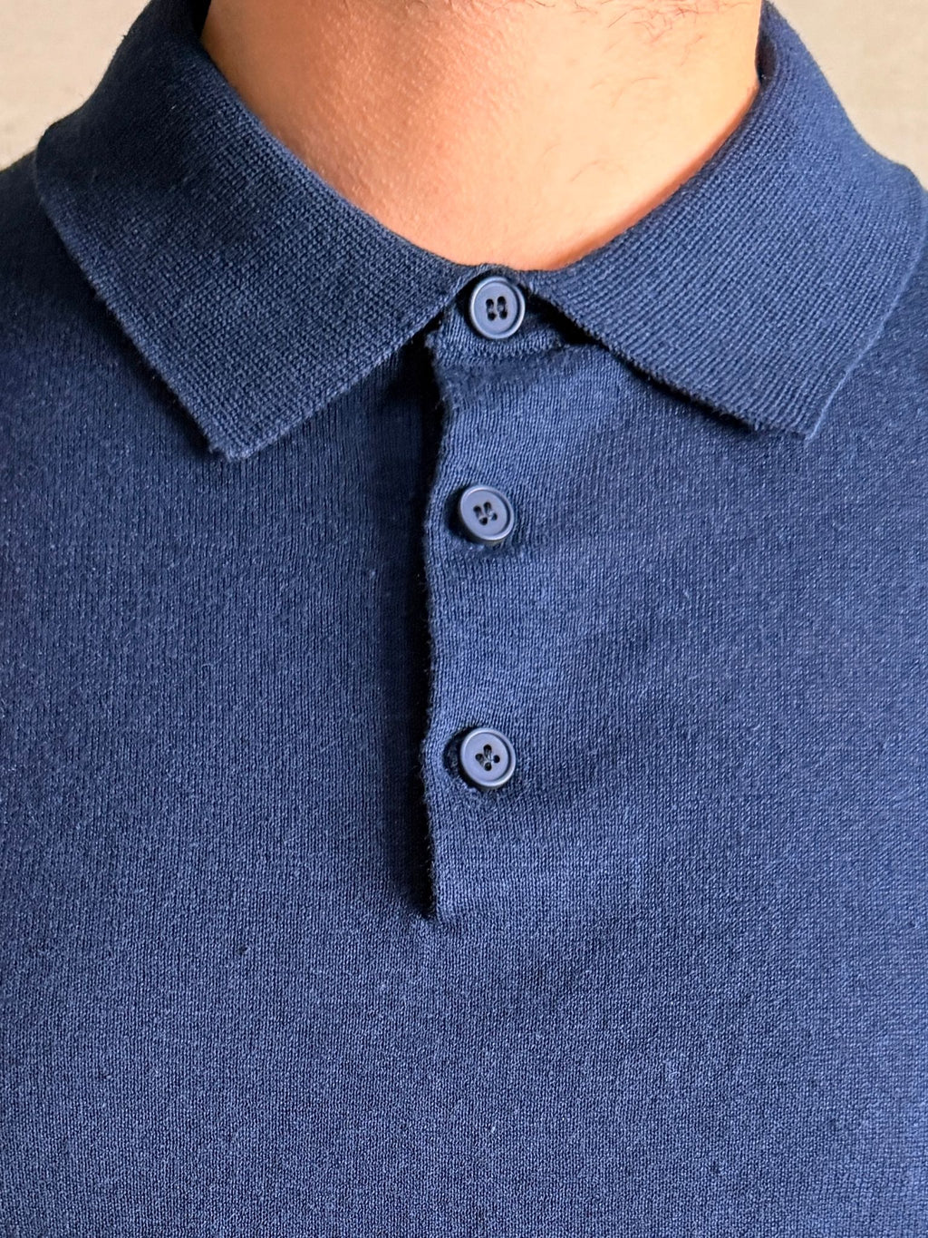 Polo in filo cotone con bottoni