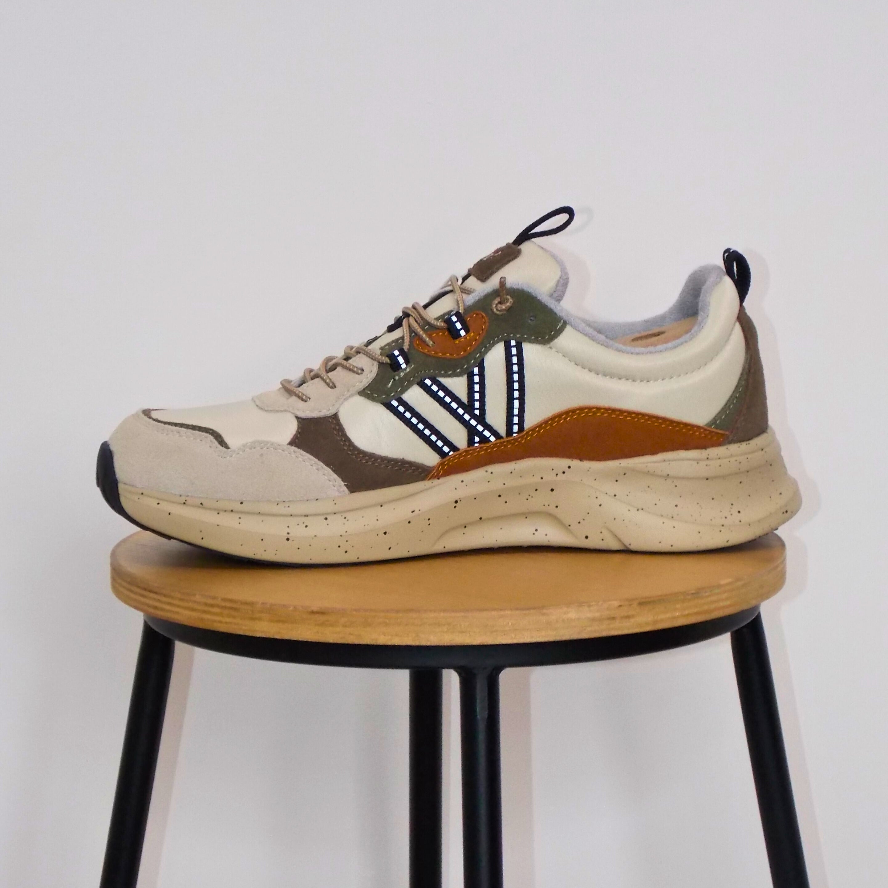 SCARPE WOZ? RICHARD-GAME BISQUIT