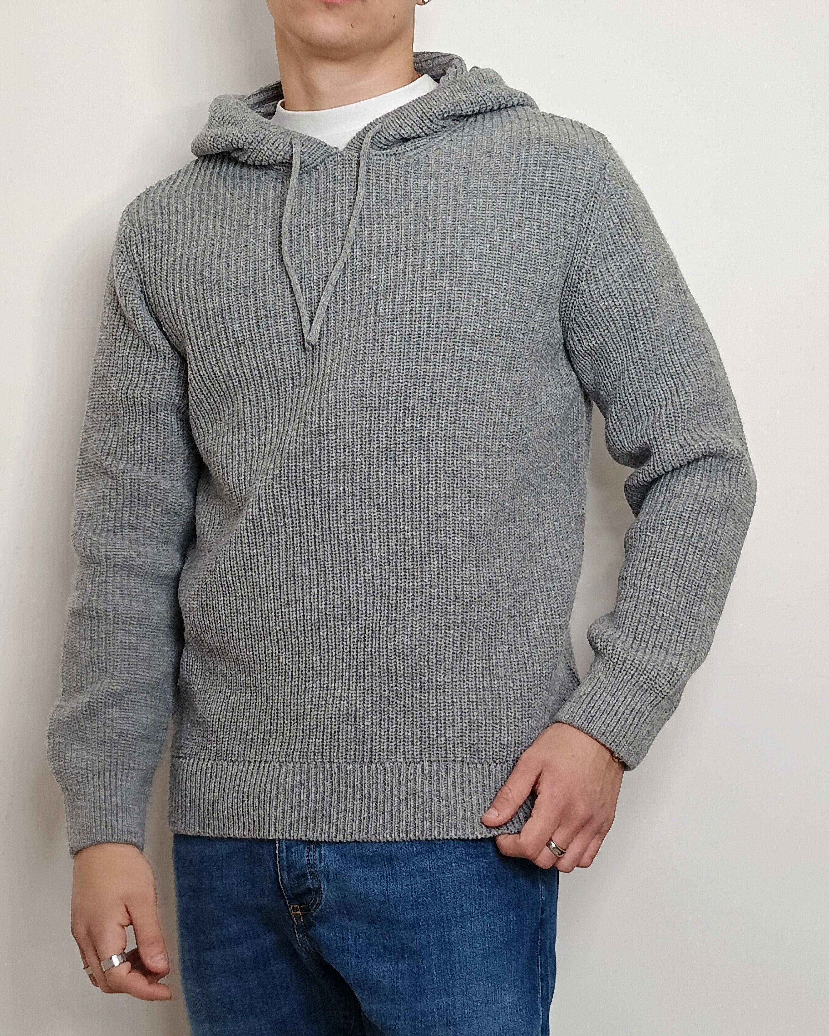 VALDICHIARA FELPA IN LANA CON CAPPUCCIO